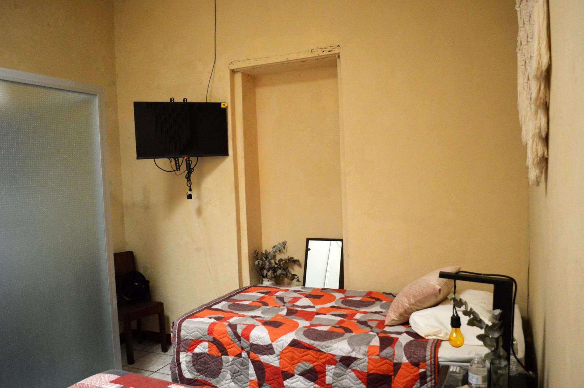 Ave Del Paraiso Guest House Антигуа-Гватемала Экстерьер фото